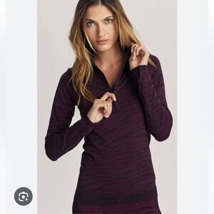 VARLEY Laurel 3/4 Zip Workout Pullover Zebra Print Size S/M